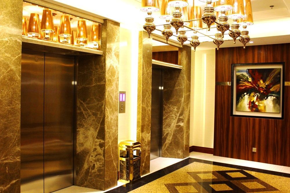 Central Park Tower Resort Angeles Exteriér fotografie